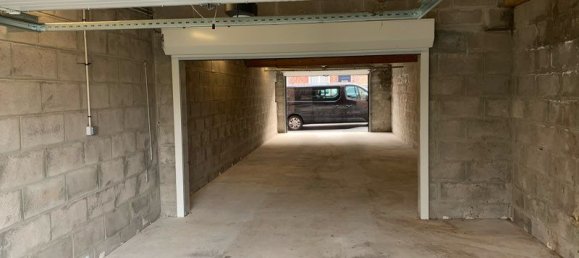 Garage in Amiens, France, Nr. 319062 3