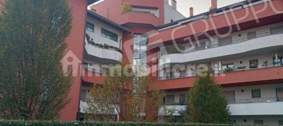 Квартира с 1 спальней в Леньяно, Италия № 290422 3