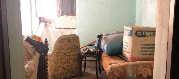 3 rooms House in Sessa Aurunca, Italy No. 37019 16