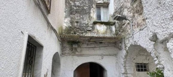 3 rooms House in Sessa Aurunca, Italy No. 37019 2