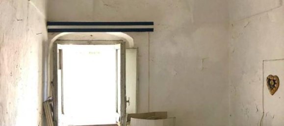 3 rooms House in Sessa Aurunca, Italy No. 37019 13