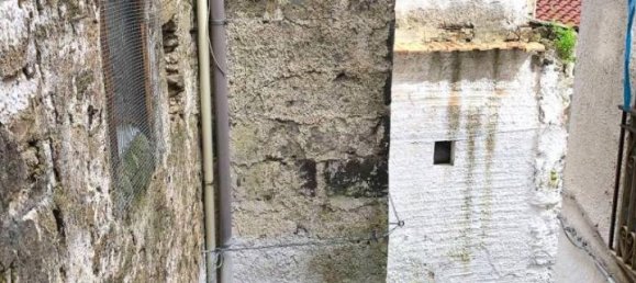 3 rooms House in Sessa Aurunca, Italy No. 37019 12