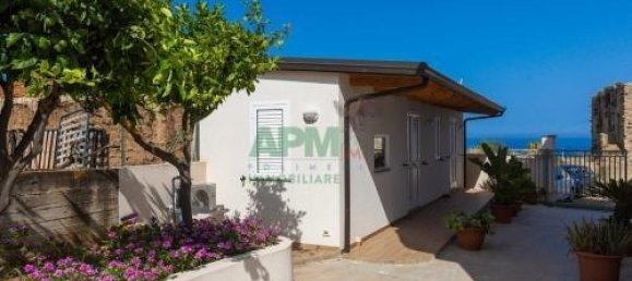 20 rooms Building in Ricadi, Italy No. 26319 5