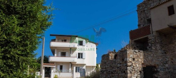 20 rooms Building in Ricadi, Italy No. 26319 2