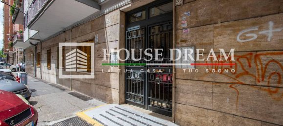 2 bedrooms Apartment in Rome, Italy No. 321367 3