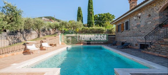 Villa de 6 habitaciónes en Trevignano Romano, Italy No. 298424 8