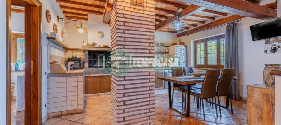 Villa de 6 habitaciónes en Trevignano Romano, Italy No. 298424 25