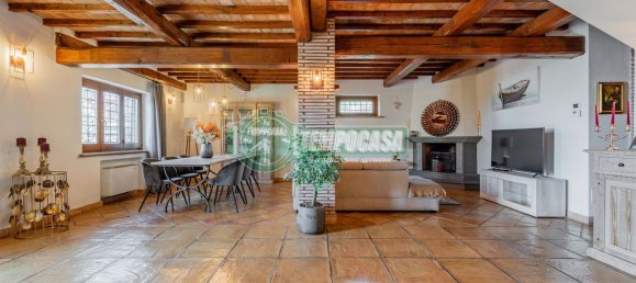 Villa de 6 habitaciónes en Trevignano Romano, Italy No. 298424 11