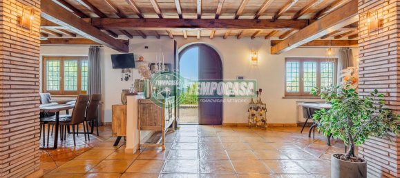 Villa de 6 habitaciónes en Trevignano Romano, Italy No. 298424 12