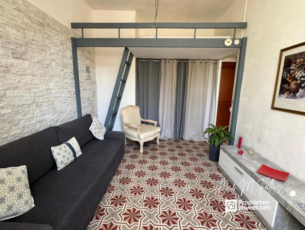 1 bedroom Apartment in Avignon, France No. 320718