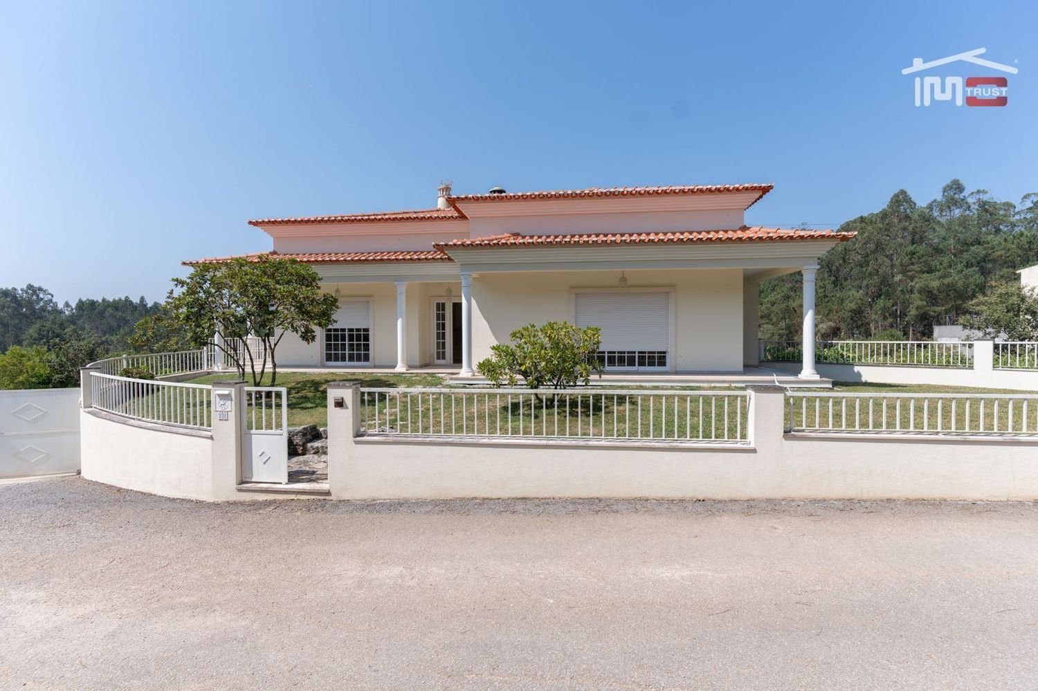3 bedrooms House in Santa Catarina da Serra, Portugal No. 261412