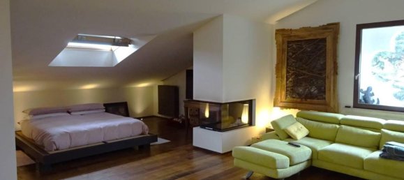 2 rooms Penthouse in Venice, Italy No. 38619 10