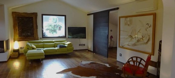 2 rooms Penthouse in Venice, Italy No. 38619 9