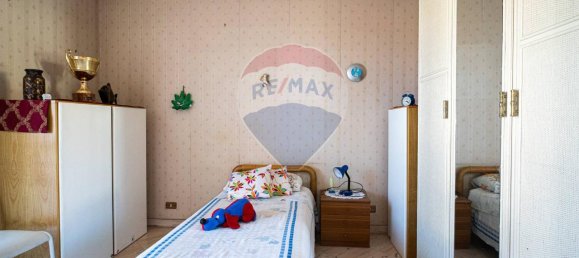 5 rooms Apartment in Viagrande, Italy No. 155463 2