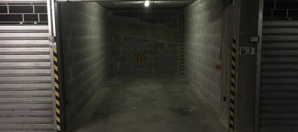 Garage à Terni, Italy 17m² No. 116135 4