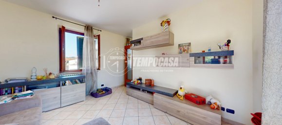 2-salle Appartement à Bra, Italy No. 293678 16