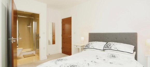 3 bedrooms Apartment in London, United Kingdom No. 10510 19