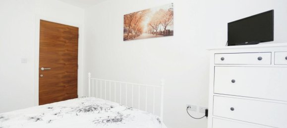 3 bedrooms Apartment in London, United Kingdom No. 10510 16