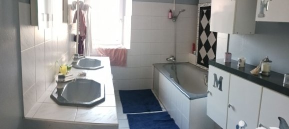 6 bedrooms House in Bressuire, France No. 111534 10