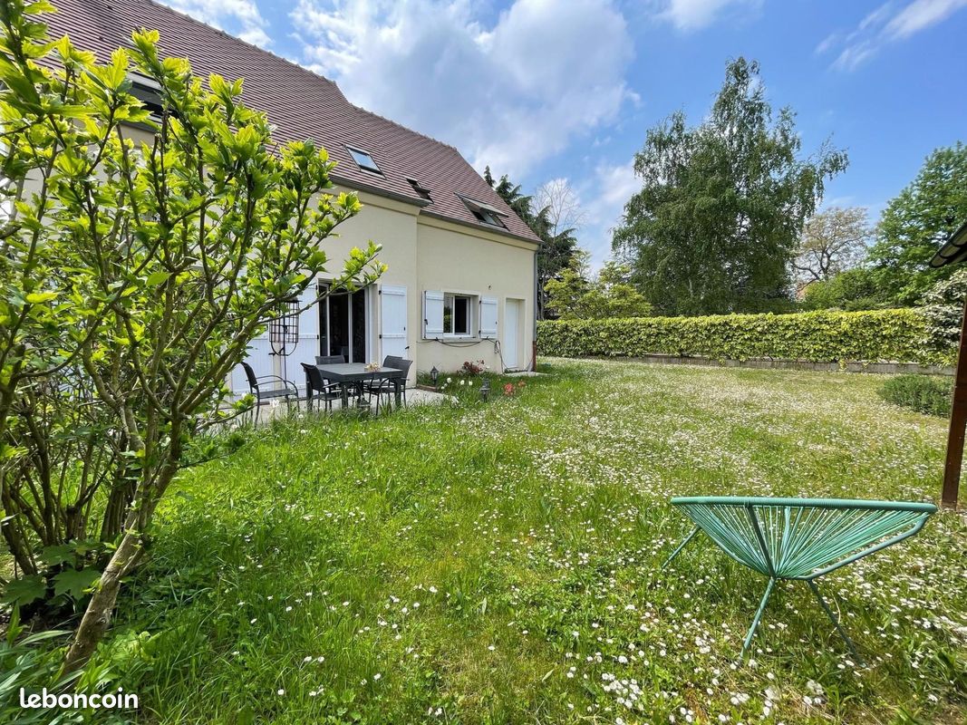 Casa T4 em Osny, France N.º 330701