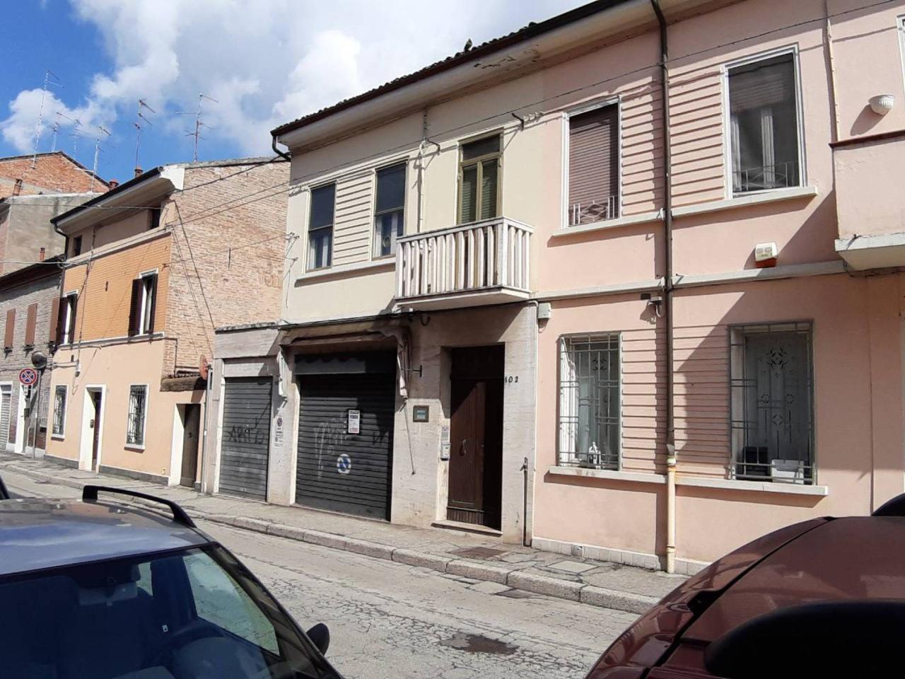 8 rooms House in Ferrara, Italy No. 123460