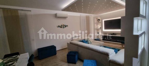 3 bedrooms Apartment in Messina, Italy No. 250852 15