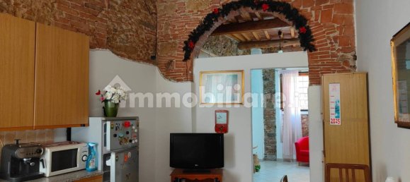 Apartamento de 1 dormitorio en Livorno, Italy No. 300512 4