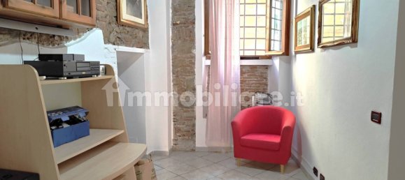 Apartamento de 1 dormitorio en Livorno, Italy No. 300512 8