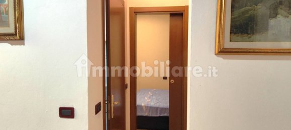 Apartamento de 1 dormitorio en Livorno, Italy No. 300512 11