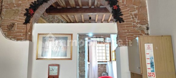 Apartamento de 1 dormitorio en Livorno, Italy No. 300512 7