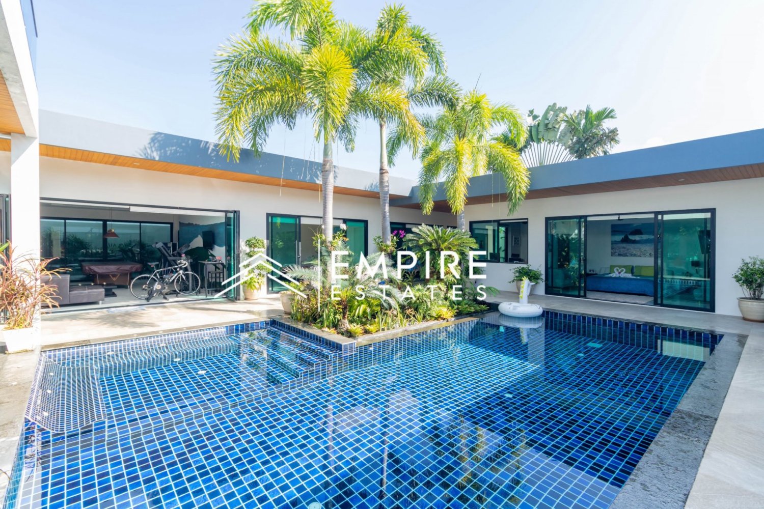 4 bedrooms Villa in Bang Tao, Thailand No. 6117