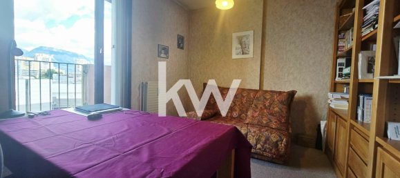 2 bedrooms Apartment in Echirolles, France No. 279320 10