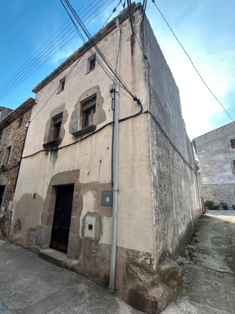 3 bedrooms House in Girona, Spain No. 258512