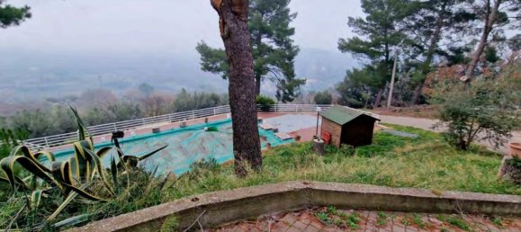 6 rooms Apartment in Terni, Italy No. 208713 13