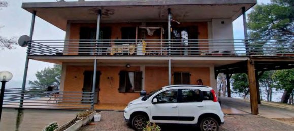 6 rooms Apartment in Terni, Italy No. 208713 33