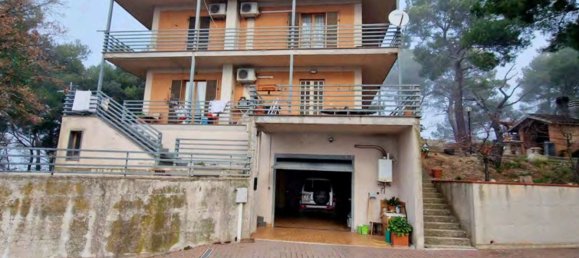6 rooms Apartment in Terni, Italy No. 208713 19