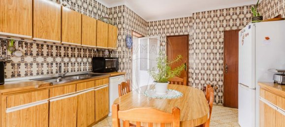 3 Schlafzimmer Haus in Requiao, Portugal, Nr. 181819 9