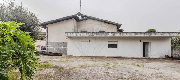 3 Schlafzimmer Haus in Requiao, Portugal, Nr. 181819 32