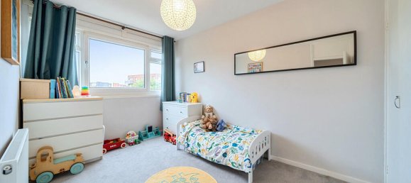 3 bedrooms Apartment in London, United Kingdom No. 7643 24