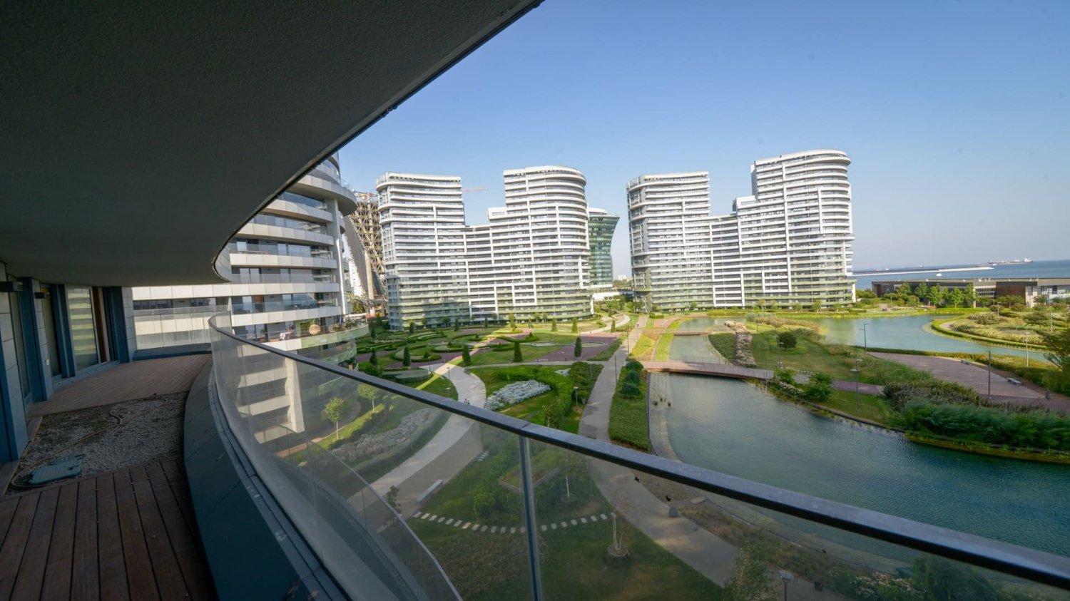 Appartement 1+1 à Sea Pearl, Istanbul, Turkey No. 38507