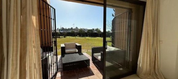 3 Schlafzimmer Wohnung in Estepona, Spain, Nr. 184127 22