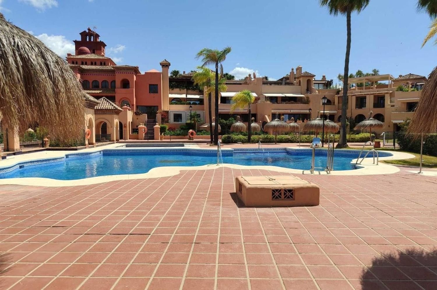 3 Schlafzimmer Wohnung in Estepona, Spain, Nr. 184127