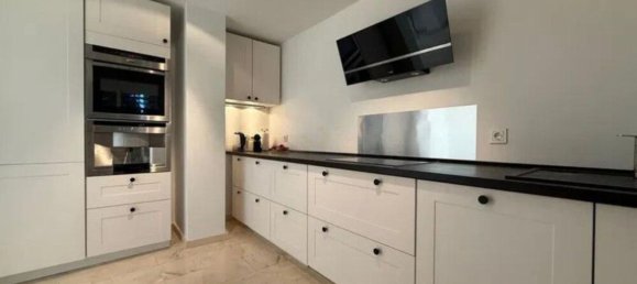 3 Schlafzimmer Wohnung in Estepona, Spain, Nr. 184127 30