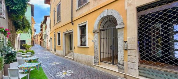64m² Commercial property in Salò, Italy No. 335629 6