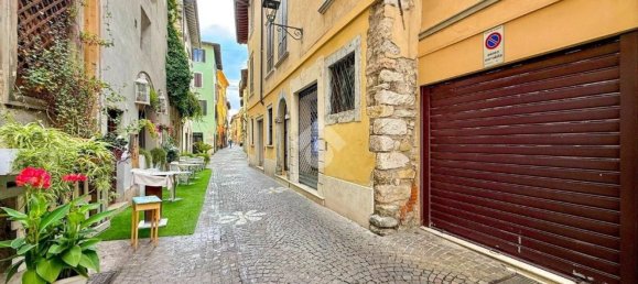64m² Commercial property in Salò, Italy No. 335629 25