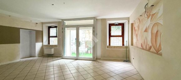 64m² Commercial property in Salò, Italy No. 335629 5