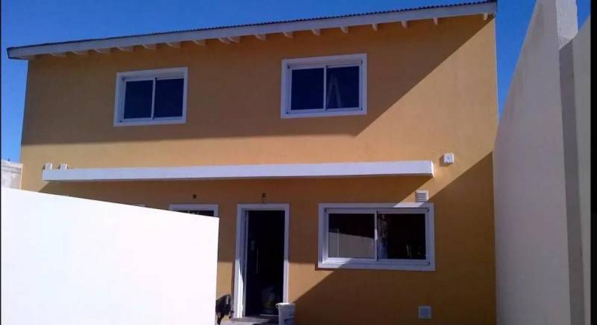 3 chambres Maison à Florencio Varela, Argentina No. 475