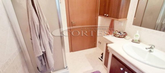 4 rooms Apartment in Perugia, Italy No. 33284 7