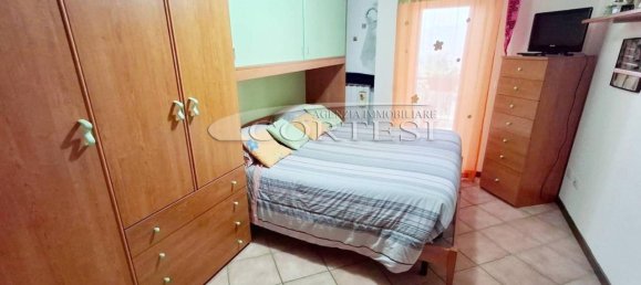 4 rooms Apartment in Perugia, Italy No. 33284 10