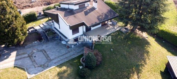 6 bedrooms Villa in Colverde, Italy No. 264195 4